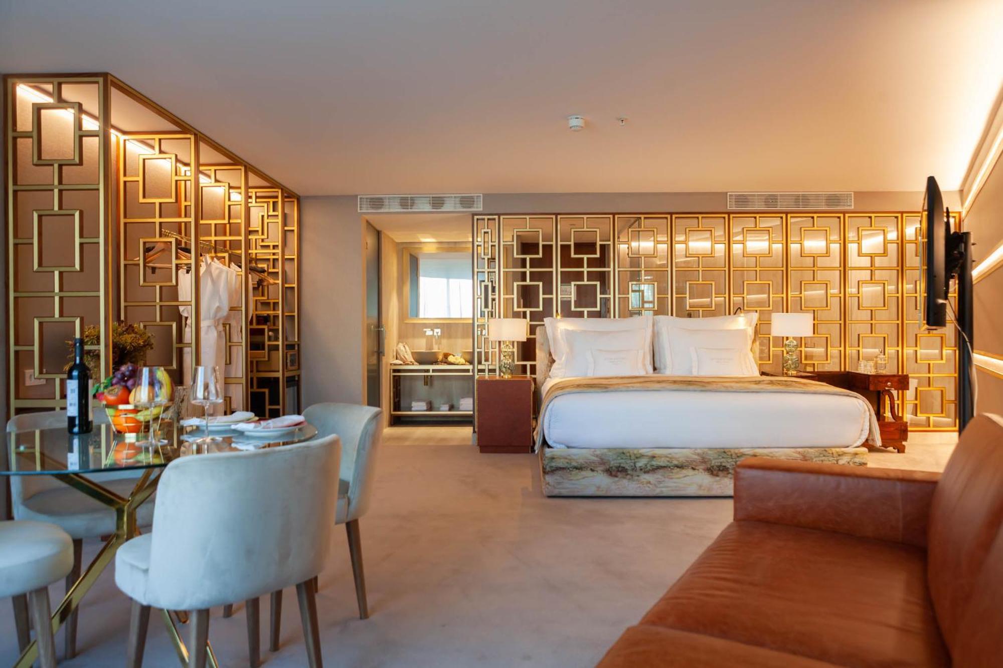 Wine & Books Lisboa Hotel Ngoại thất bức ảnh Suite