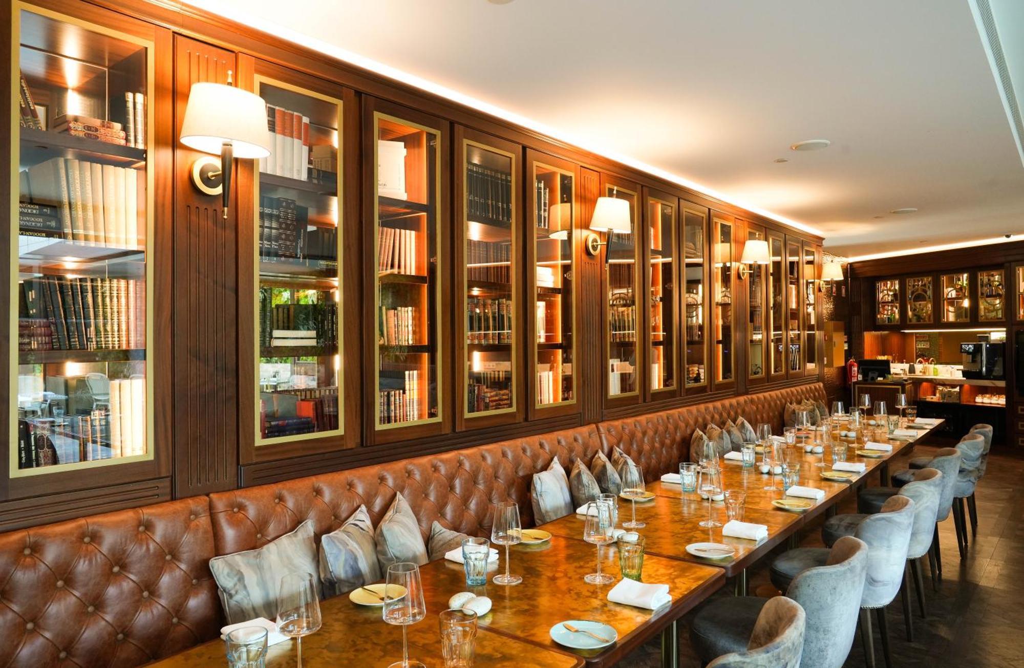 Wine & Books Lisboa Hotel Ngoại thất bức ảnh Interior of the restaurant