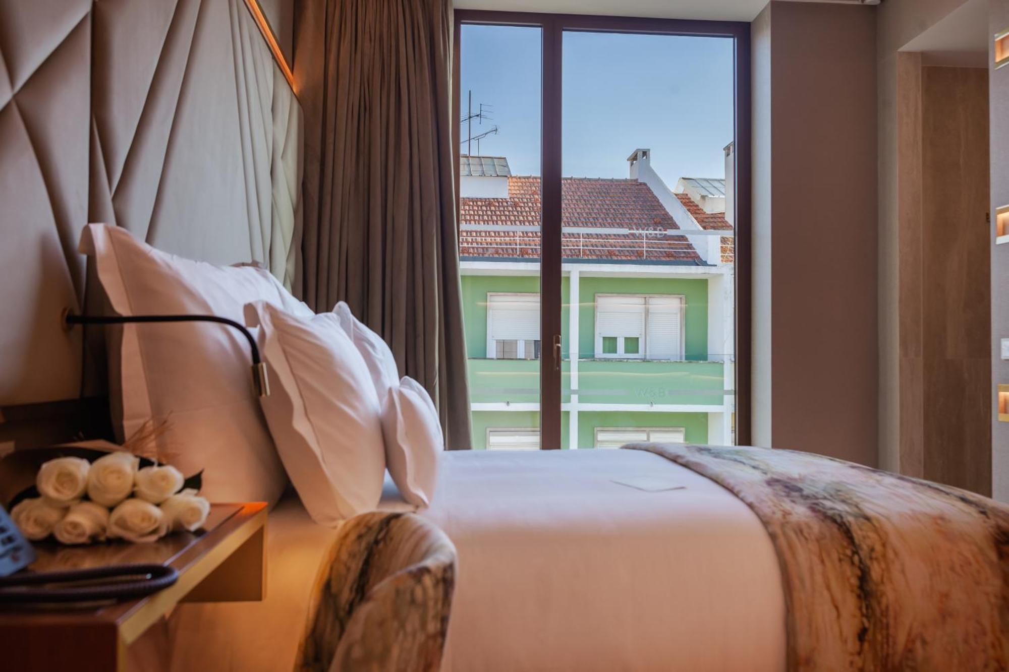 Wine & Books Lisboa Hotel Ngoại thất bức ảnh Deluxe room
